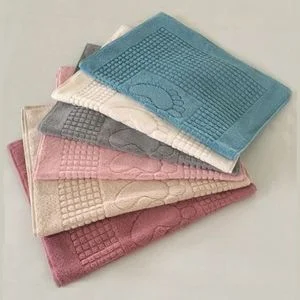 JULIE LEYLA AYAK HAVLUSU 50X70